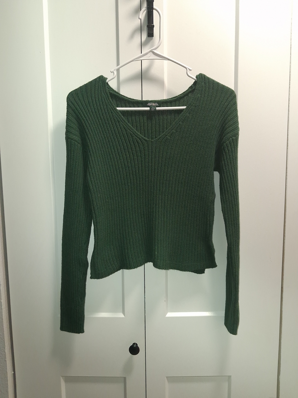 wild fable Forest Green Ribbed V-Neck Sweater